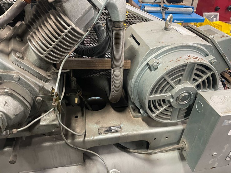 #14044-•-air-compressor-(e)-image-22