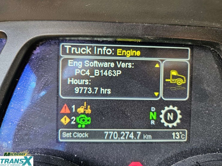 2019-peterbilt-579-image-24