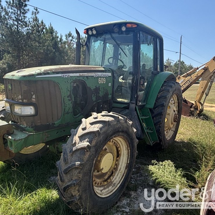 2005 JOHN DEERE 7320