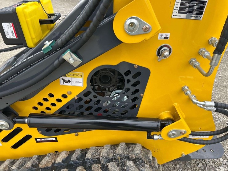 2025-sdlanch-sdll60-stand-on-loader-image-12