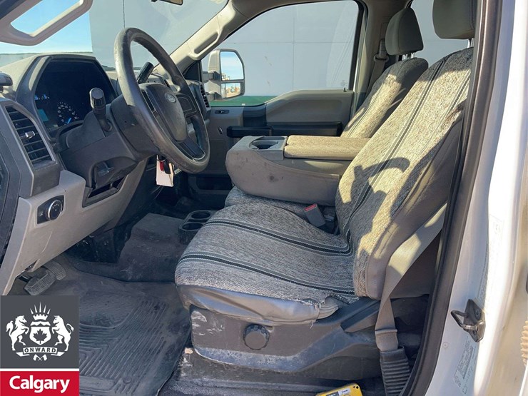 2017-ford-f350-image-10