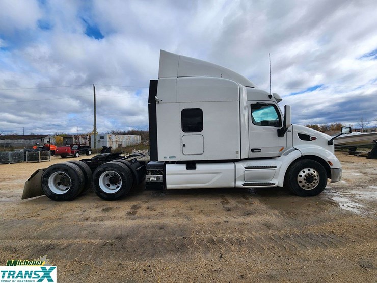 2019-peterbilt-579-image-5