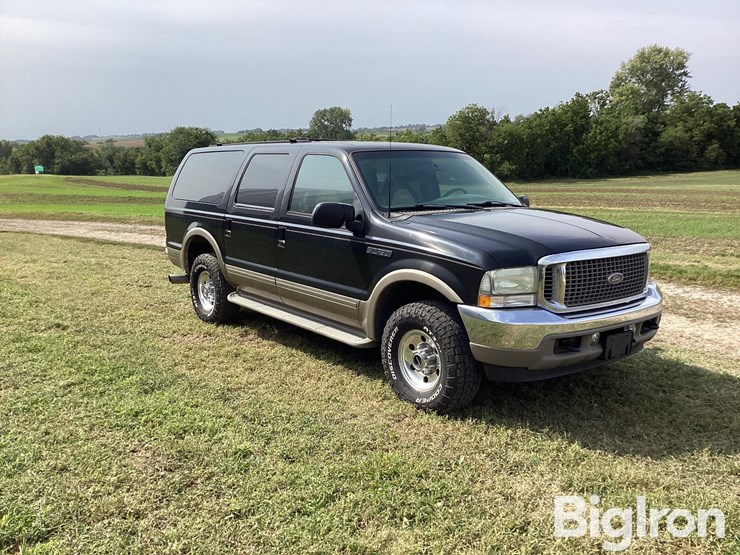 2002-ford-excursion-limited-image-3