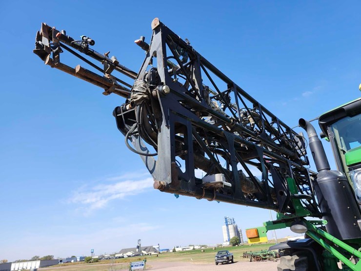 2014-john-deere-4940-image-10