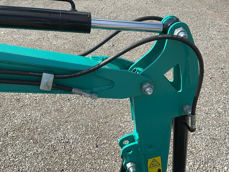 #1600-•-2025-agt-mh12rx-mini-excavator-image-28