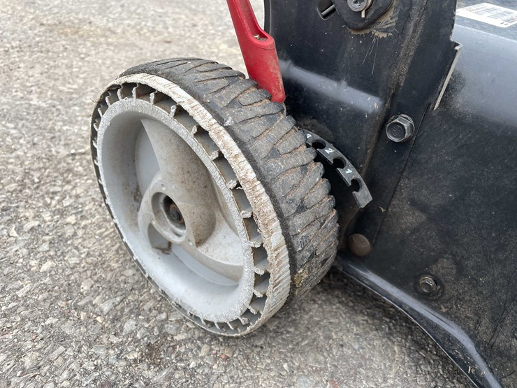 #14028-•-craftsman-22"-lawn-mower-(o3)-image-15