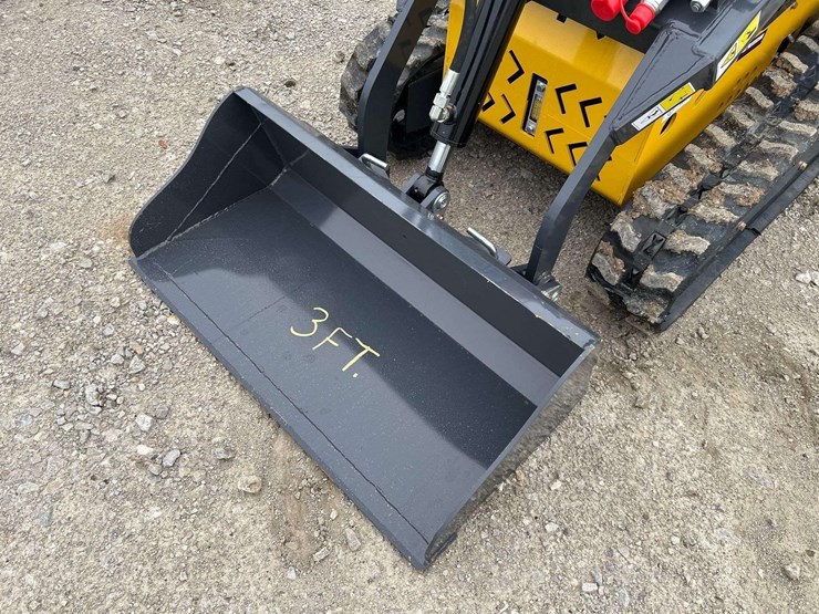 2025-sdlanch-sdll60-stand-on-loader-image-10