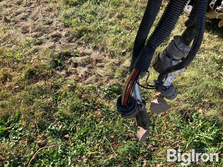 2010-john-deere-1770-image-15