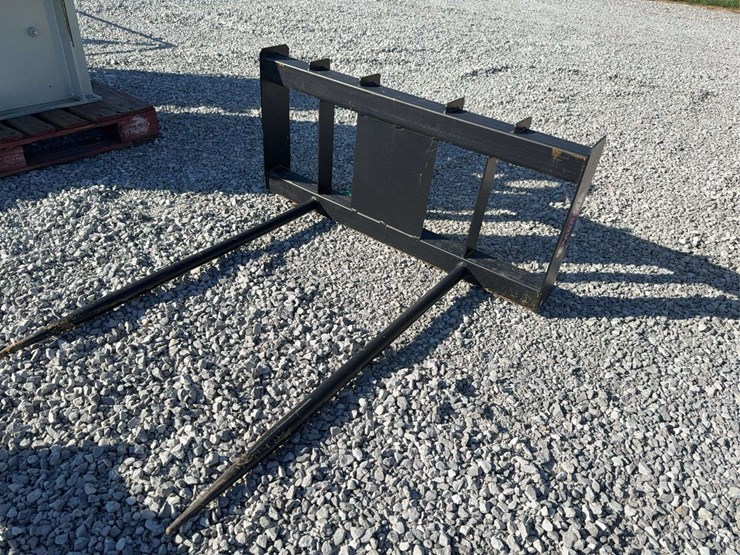 skid-steer-dual-prong-hay-spear-image-2