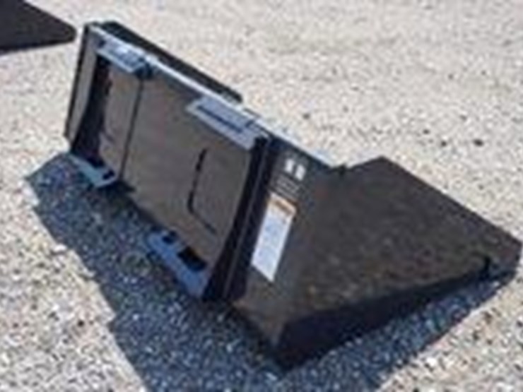 #2512-•-unused-wolverine-skid-steer-duty-bucket-image-4