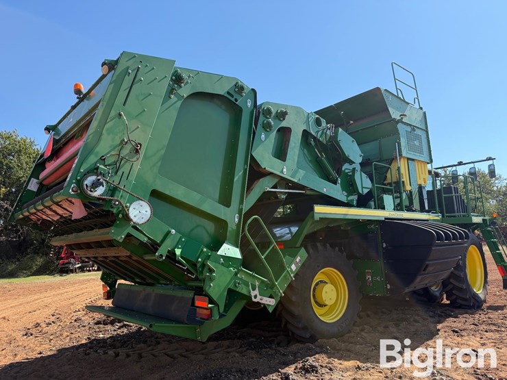 2018-john-deere-cs690-image-10