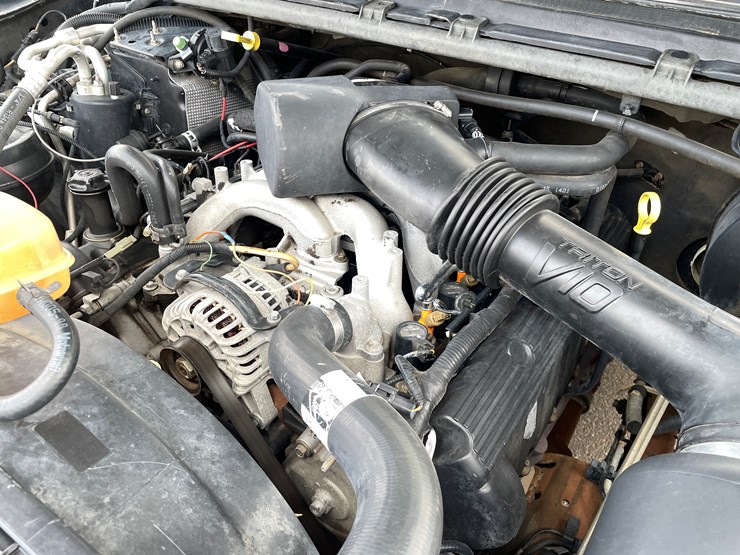 2003-ford-excursion-image-90