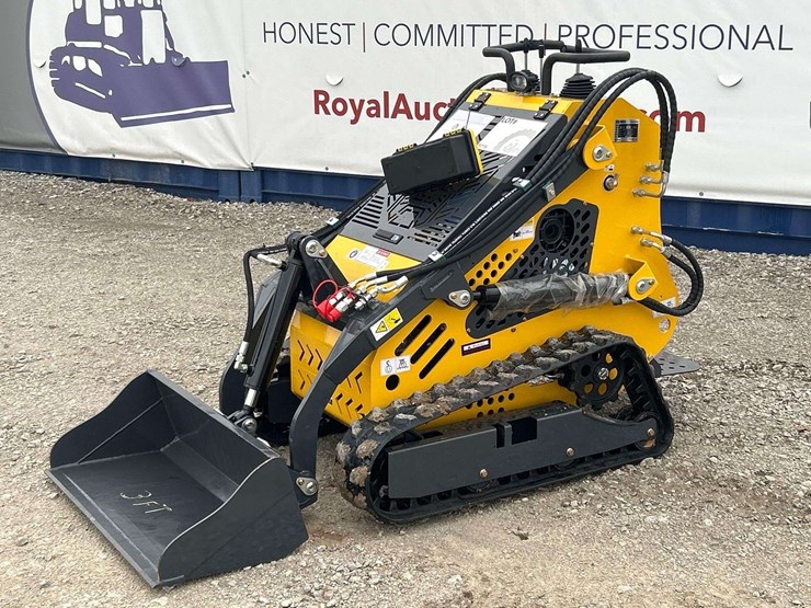 2025-sdlanch-sdll60-stand-on-loader-image-1