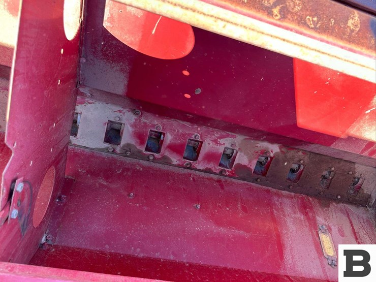 case-ih-6200-image-19