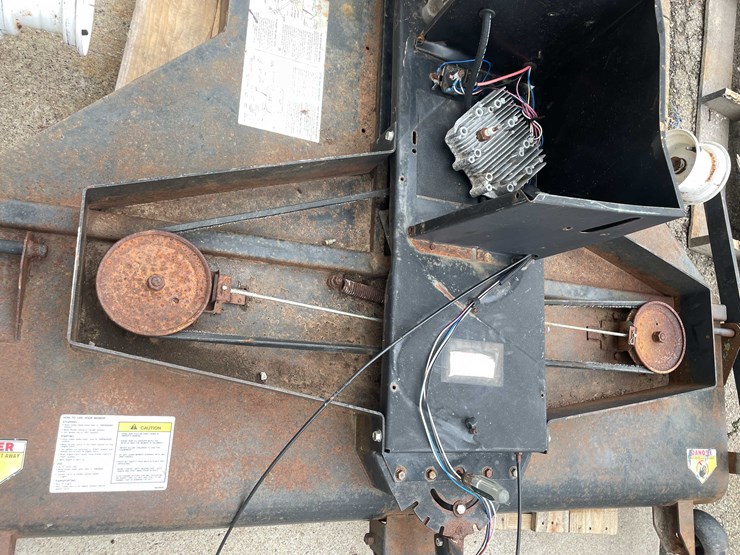 #14036-•-pull-behind-lawn-mower-(o4)-image-13