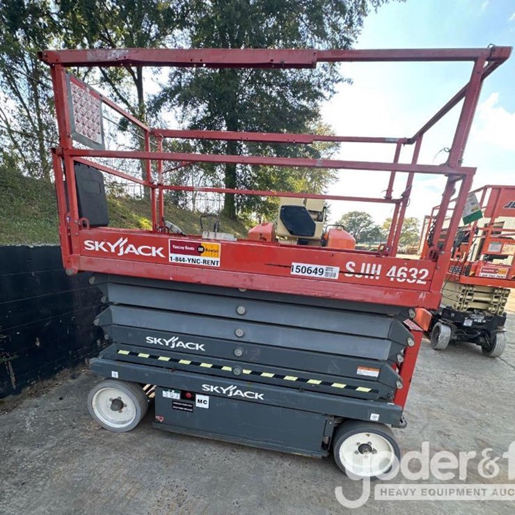 2016 SkyJack SJ4632