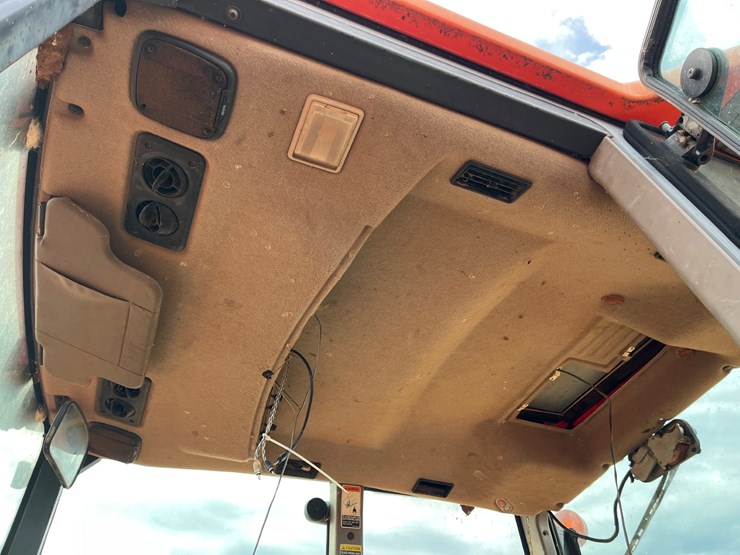 kubota-m120-image-14