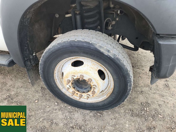 2015-ford-f450-image-16