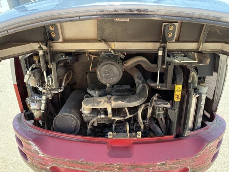 2016-takeuchi-tb230-image-19