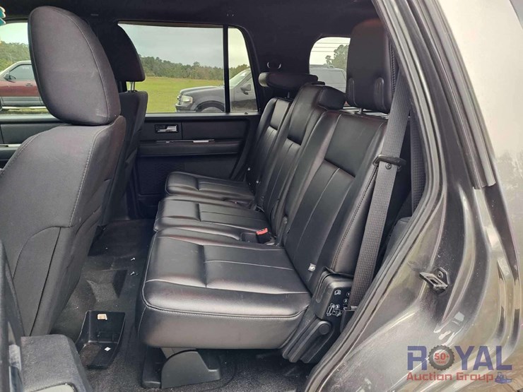 2016-ford-expedition-image-27