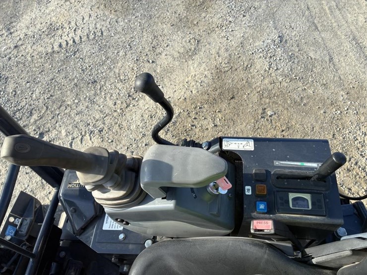 2022-deere-17g-image-21