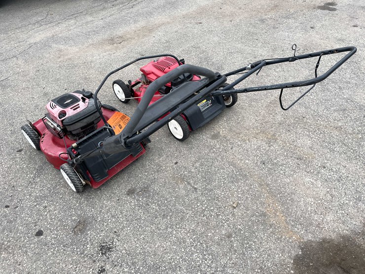 #14030-•-(2)-toro-recycler-lawn-mowers-(o4)-image-7