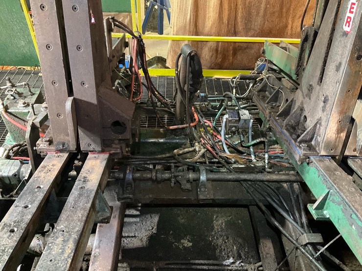 #100-•-cleereman-carriage-image-43