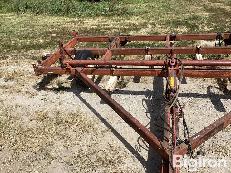 international-11-image-10