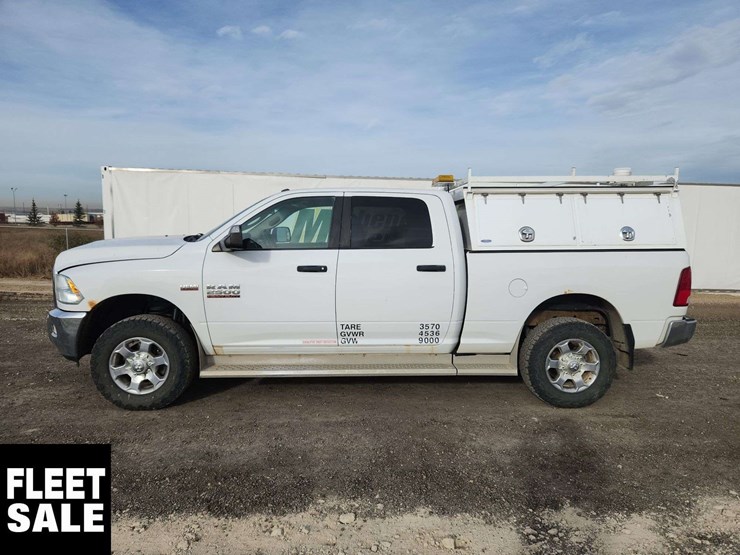 2016-ram-2500-slt-image-10