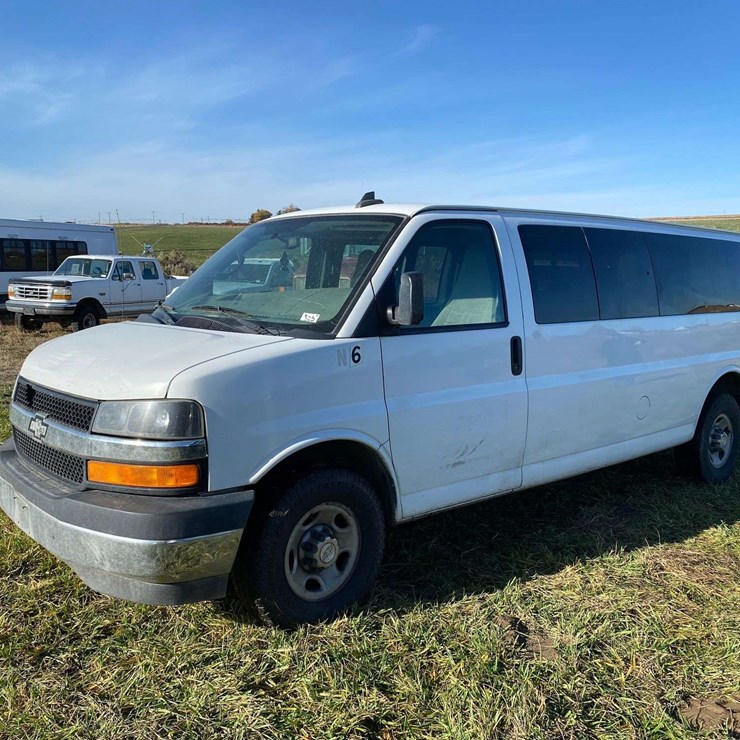 2017 CHEVROLET EXPRESS 3500