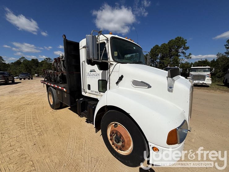 2007-kenworth-t270-image-7