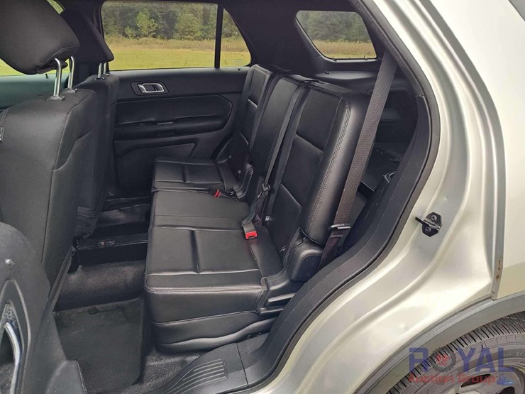 2016-ford-explorer-image-20