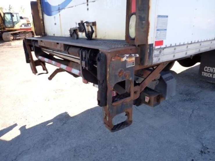 2013-ford-f750-image-49