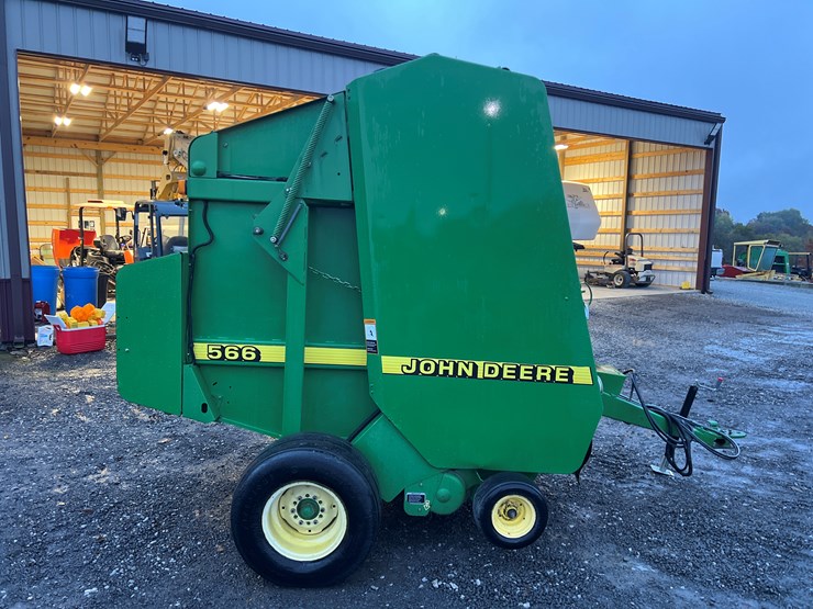 john-deere-566-image-3
