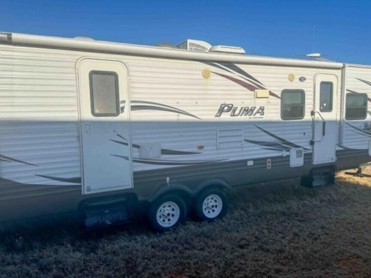 2014-palomino-travel-trailer-image-10