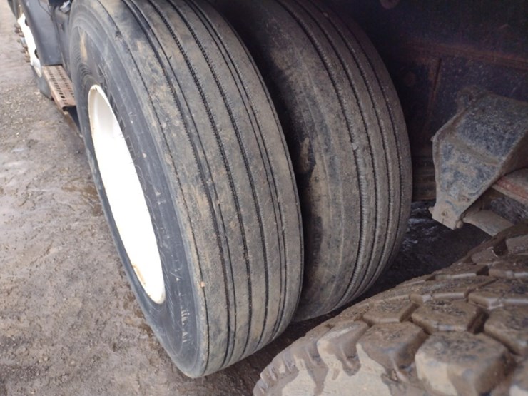 97-ford-l8501-image-29