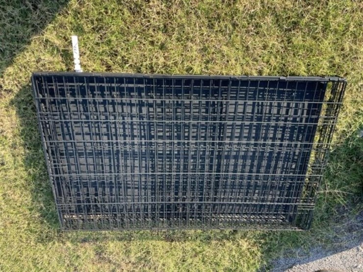 portable-wire-dog-crate-image-1