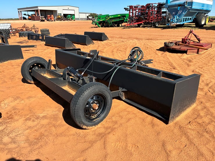 #t11520-•-new-12'-landleveler-image-4