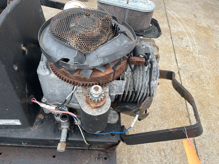 #14036-•-pull-behind-lawn-mower-(o4)-image-19