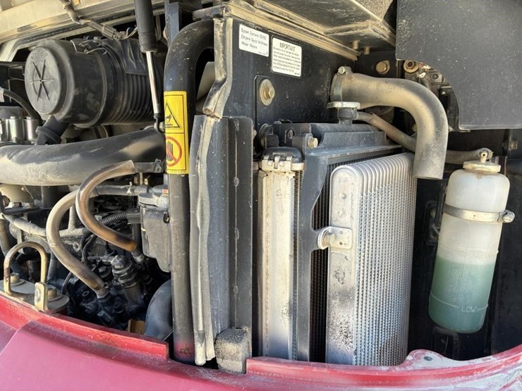 2016-takeuchi-tb230-image-17