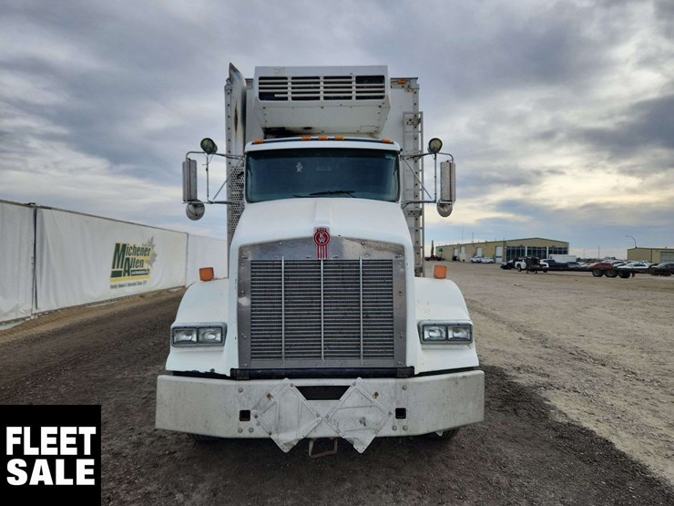 2008-kenworth-t800-image-6