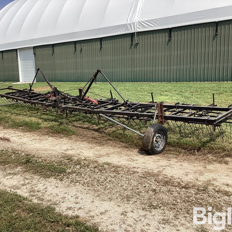 30' Folding Tine Weeder
