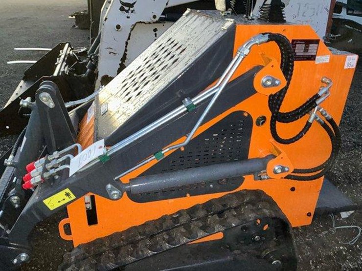 #1003-•-unused-landhero-t460-mini-skid-steer-loader-image-12
