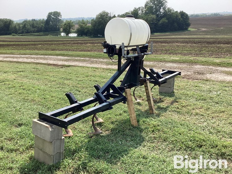 3-pt-cultivator-w/55-gallon-poly-tank-image-3