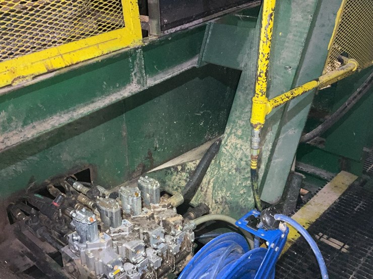 #150-•-trim-saw-image-26