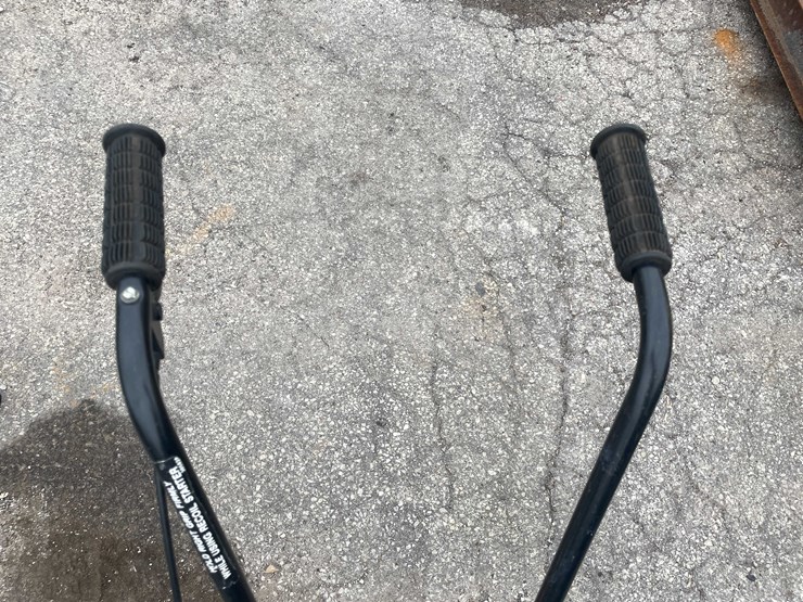 #14033-•-(2)-mini-rototillers-(o4)-image-29