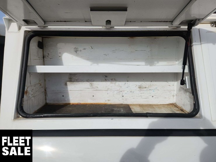 2016-ram-2500-slt-image-34