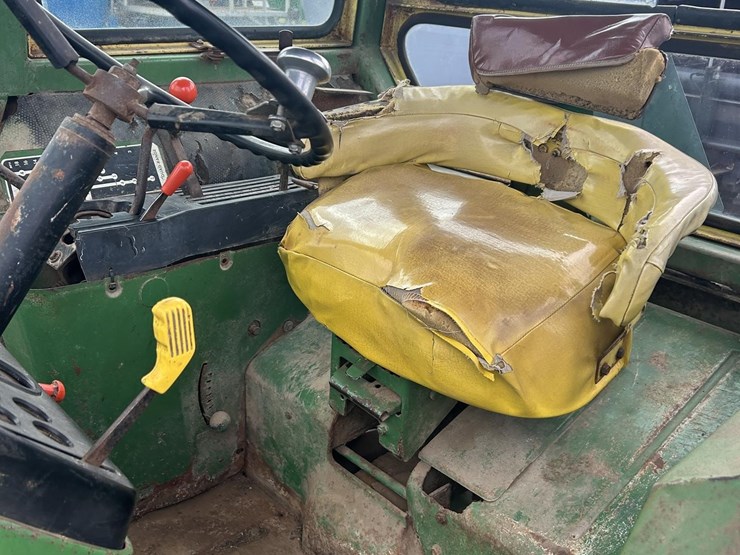 john-deere-4230-image-11