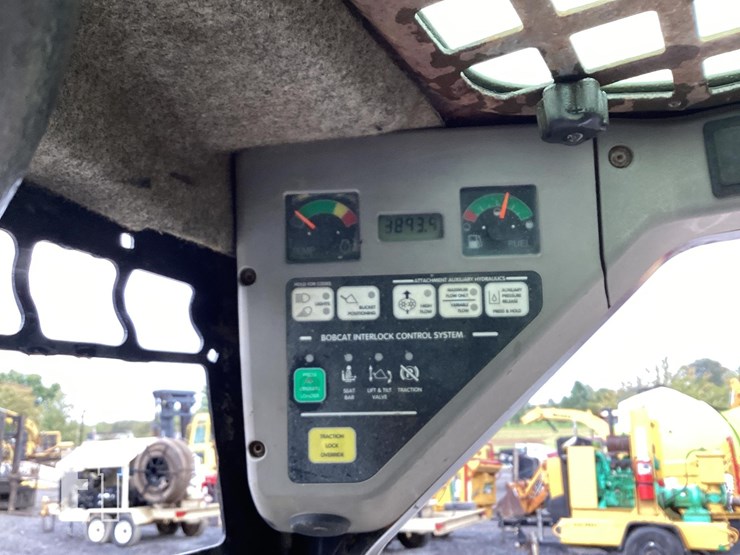 2005-bobcat-t190-image-18