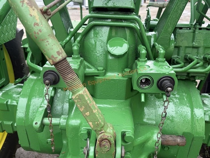 john-deere-2940-image-27